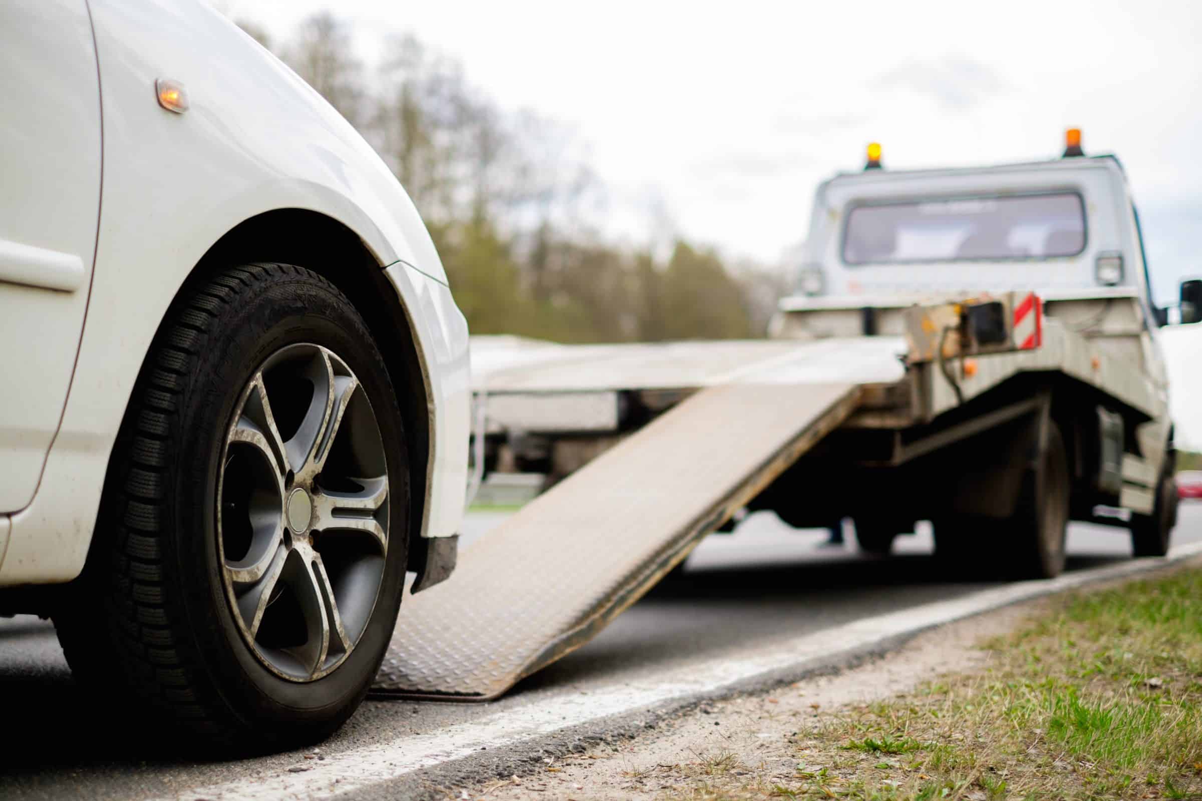 towing car greensburg pa